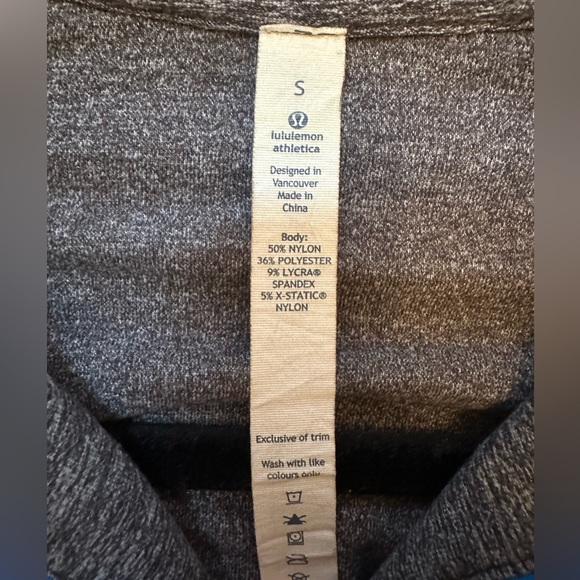 Lululemon men’s soft jersey half zip in size small - Picture 4 of 4